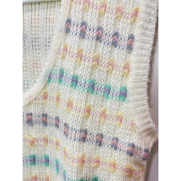 VTG Koret NEW Cream Pastel Knit Sweater Vest Women XL Rainbow Stripes Grannycore - Picture 3 of 9